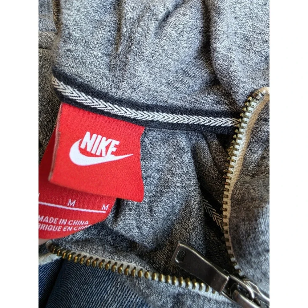 Nike Womens Full Zip Hoodie Size M Gray Pockets Long Sleeve Organic Cotton